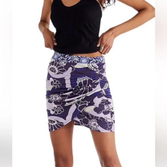 Free People She’s Something Else Retro  Mini Skirt Plum Combo Size M - Picture 3 of 10